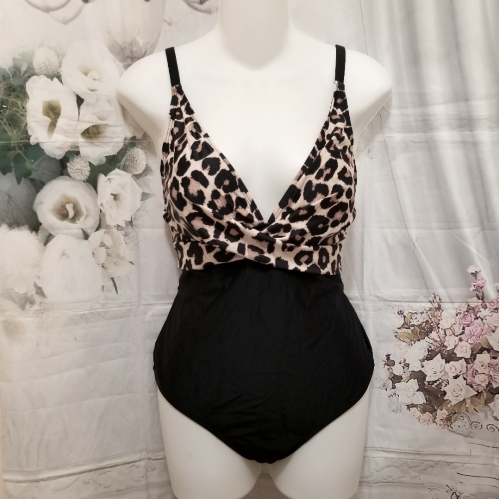 Women One Piece Monokini Swimsuit Swimwear Beachwear  Bathing Bikini Size Large